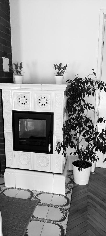Large Apartment Between Split And Trogir คาชเตลา ภายนอก รูปภาพ